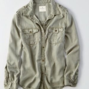 AE Boyfriend Button-up shirt